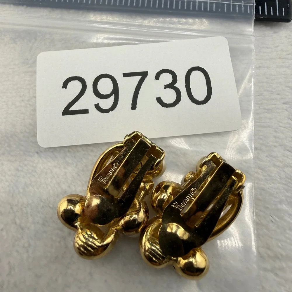 Vintage Trifari Clip On Earrings Gold Tone White Faux Pearl Swirl